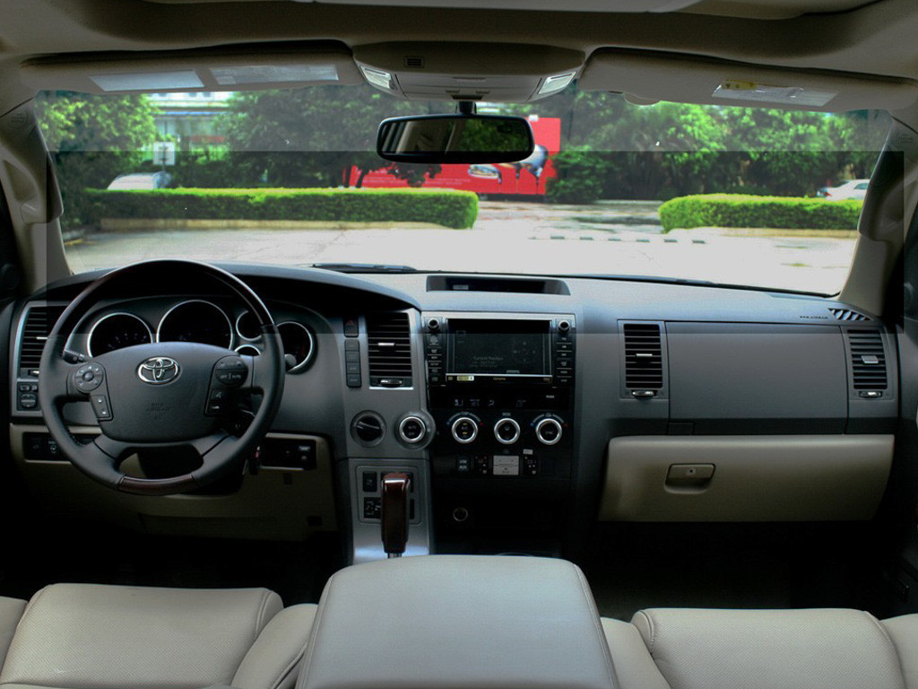 汽车图库 丰田 平行进口丰田 红杉美规车(6/21) 内饰 2010款 5.