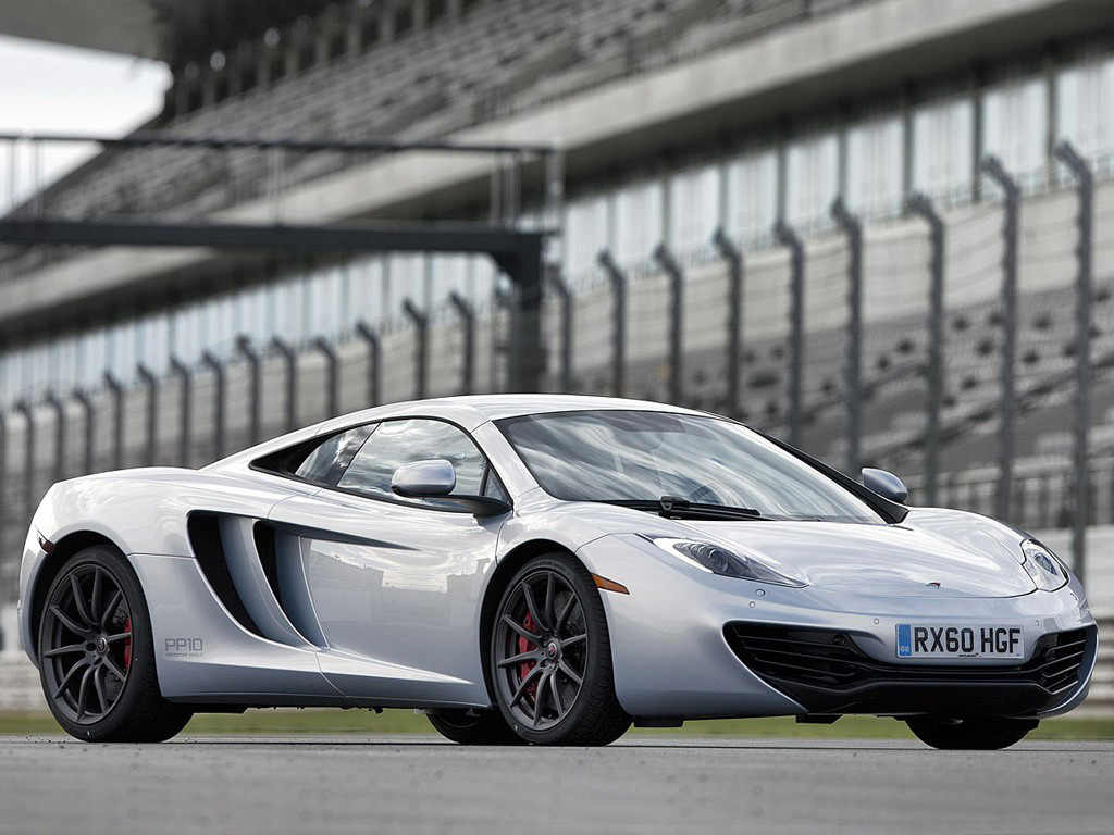 迈凯伦12c右前45