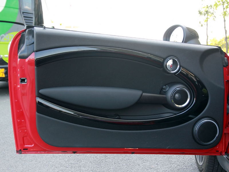 MINI ROADSTER