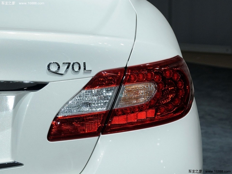 英菲尼迪Q70
