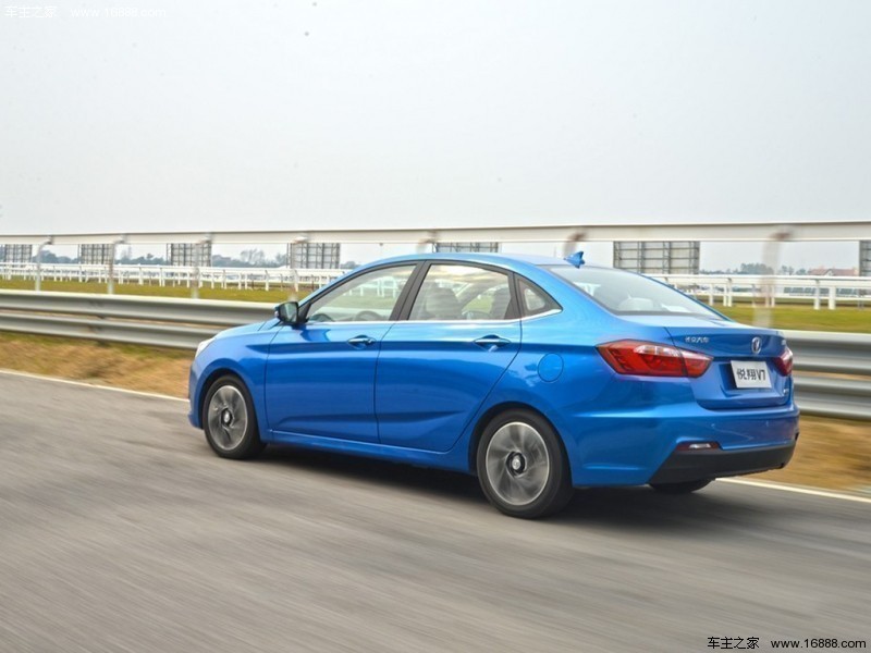 悦翔V72015款1.6L AT乐趣型