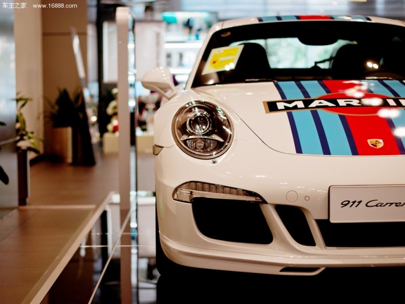 保时捷9112014款 Martini Racing Edition