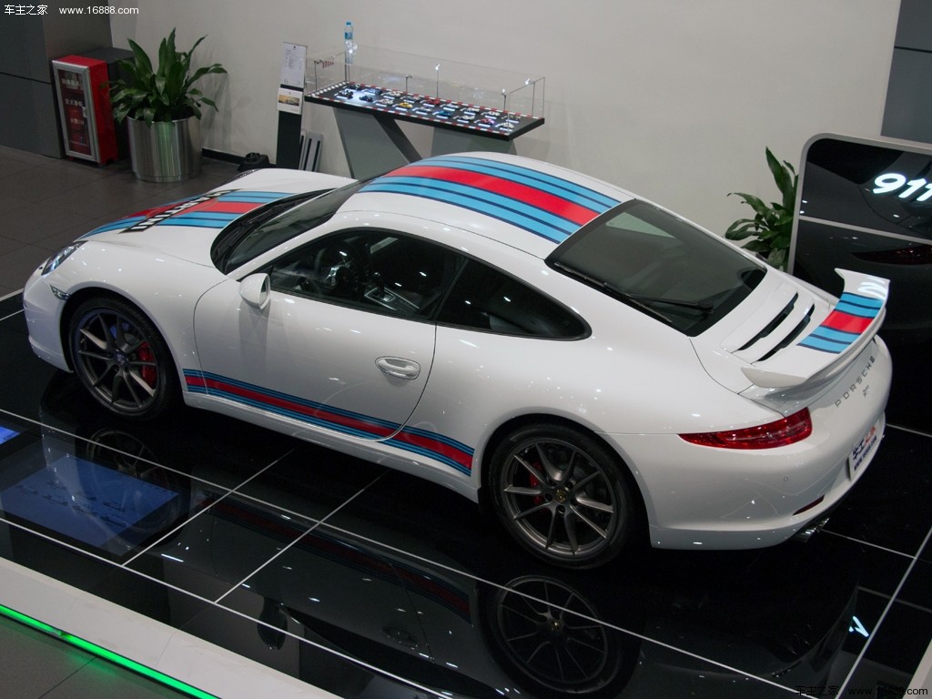 保时捷9112014款 Martini Racing Edition