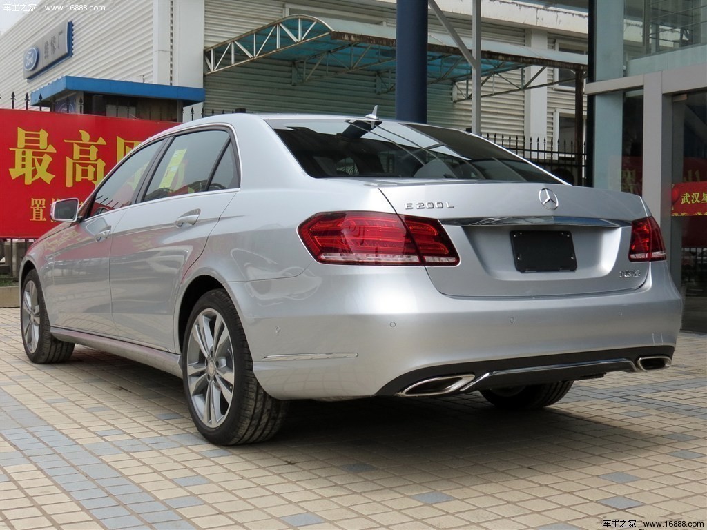 奔驰E级 2015款 E 200 L 运动型