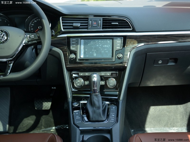 凌渡2015款 1.4T DCT高配型