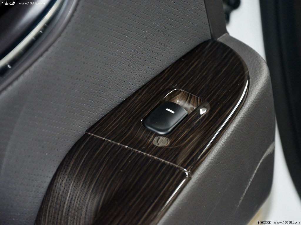 悦动 2011款 1.6L 自动豪华型