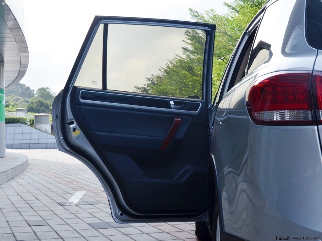 野马T702015款1.8L手动精英型