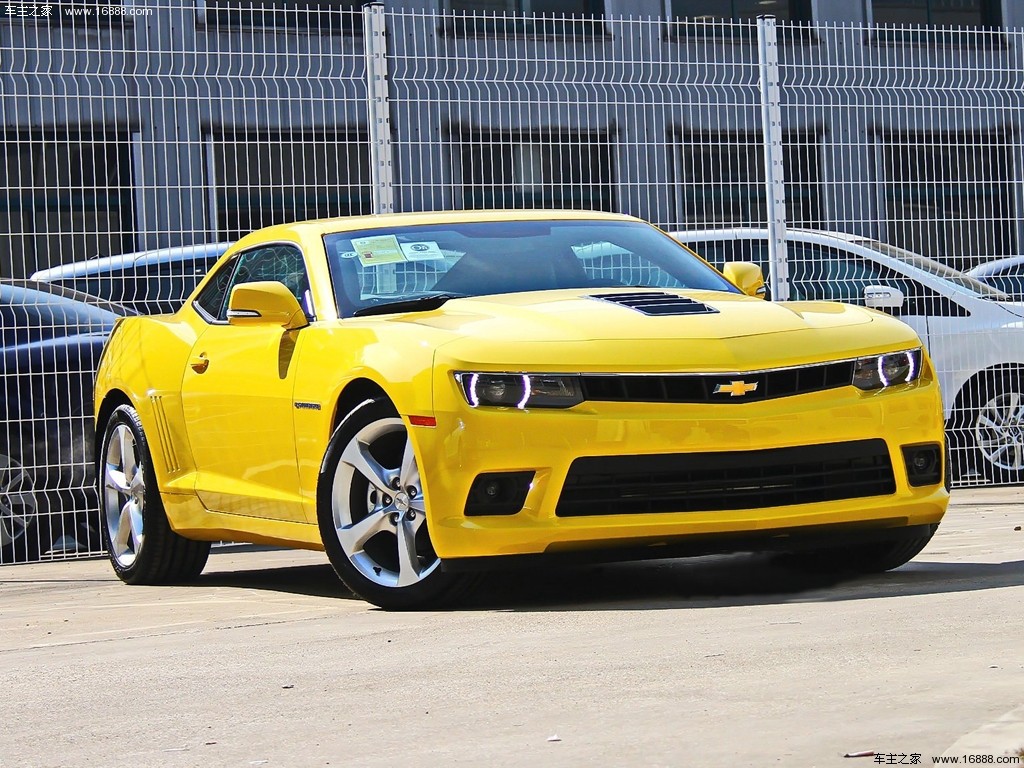 科迈罗camaro2015款 3.6l rs限量版