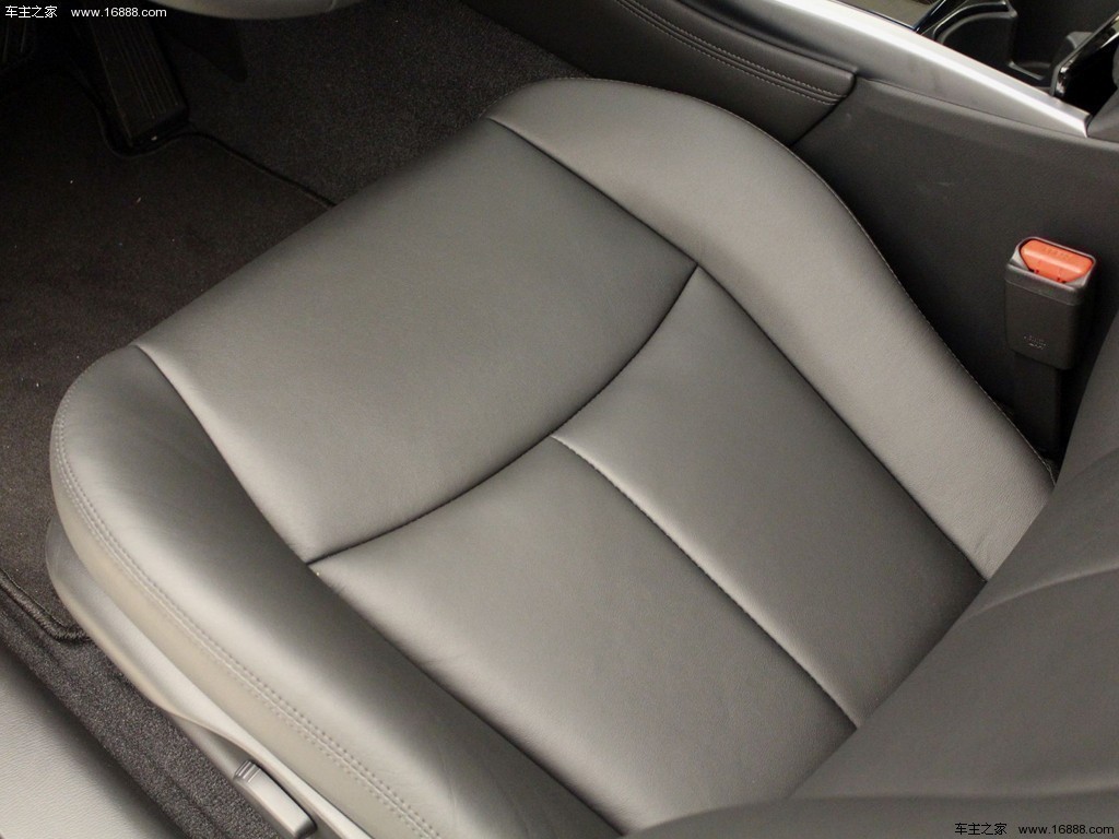 英菲尼迪Q702015款 2.5L舒适版