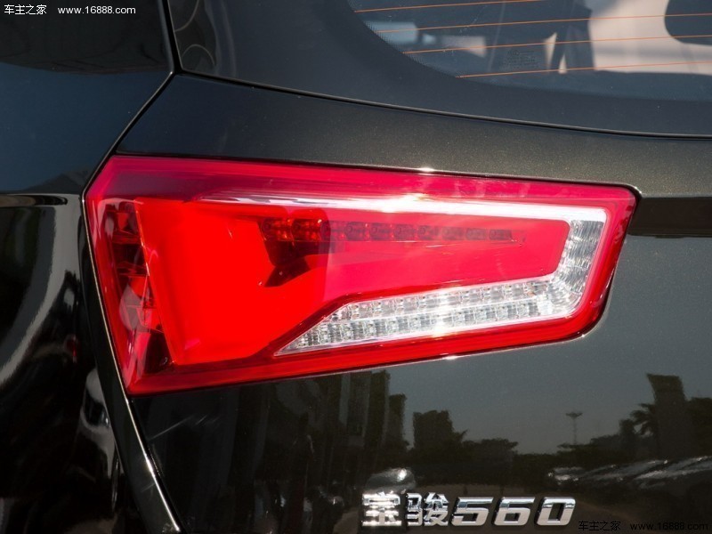 宝骏5602015款 1.8L手动豪华型