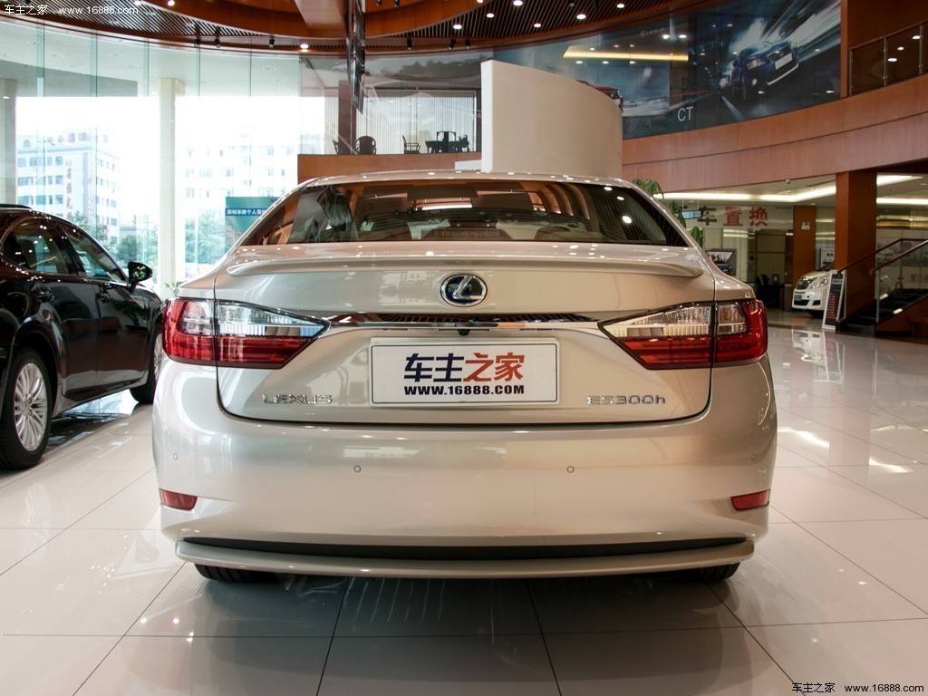 雷克萨斯ES2015款 300h 舒适型