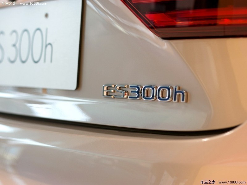 雷克萨斯ES2015款 300h 舒适型