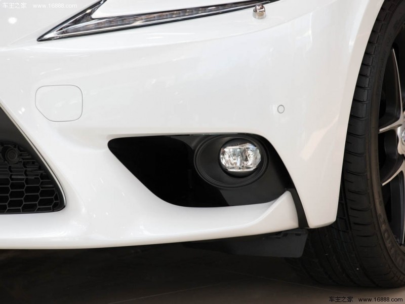 雷克萨斯IS 2015款 200t 豪华版