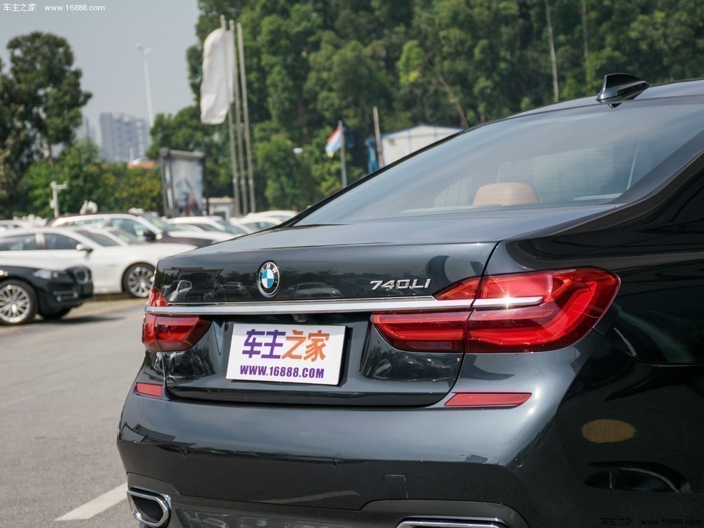 宝马7系2015款 740Li 豪华型