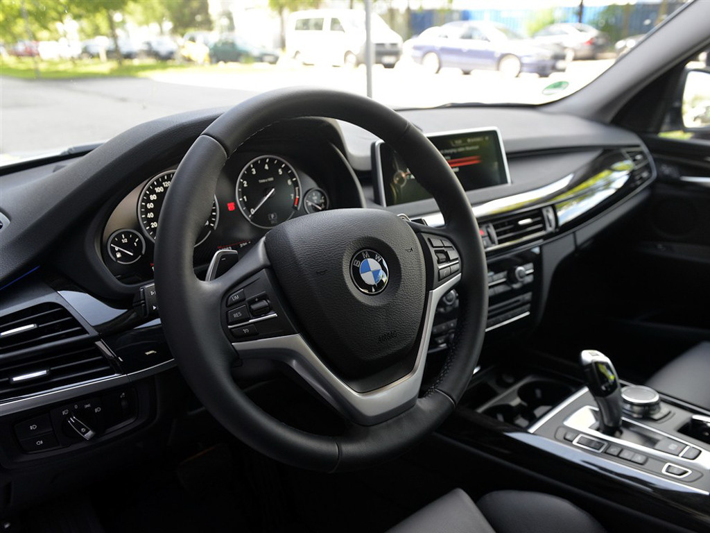 宝马X5中东版2016款 xDrive40e