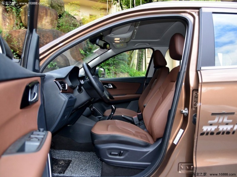 森雅R7 2016款 1.6L 尊贵型