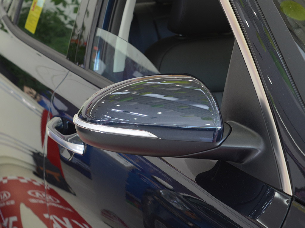 起亚K5 2016款 2.0L hybrid LUX