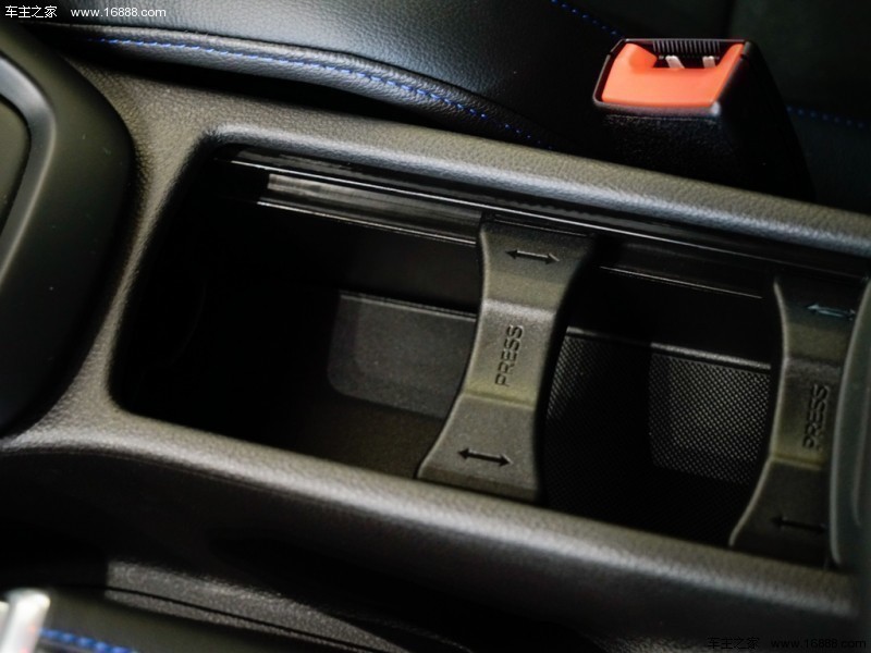 福克斯(进口) 2016款 2.3T RS 赛道版