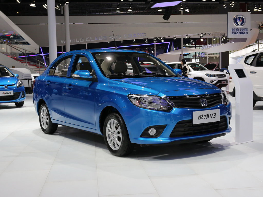 汽车图库 长安 长安汽车 悦翔v3 悦翔v3 2015款 1.