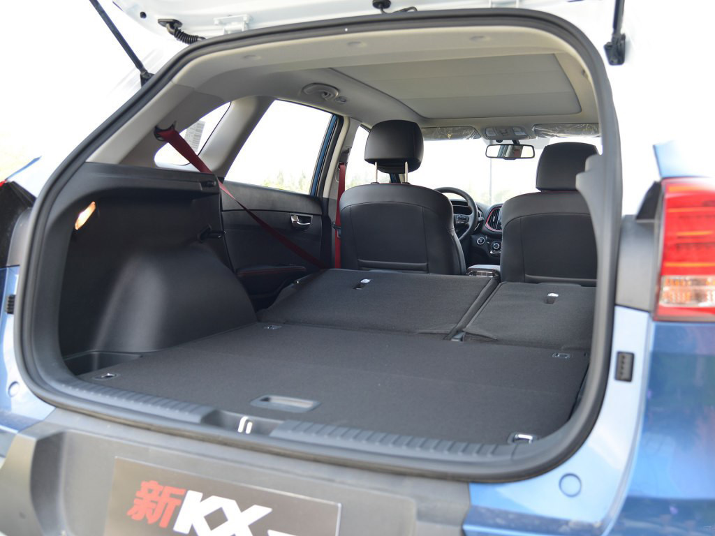 KX3傲跑 2017款 1.6T 自动傲尊版