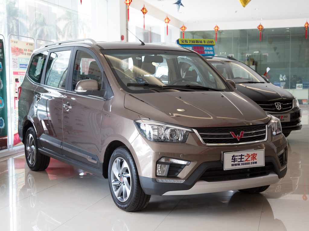 五菱宏光 2016款 1.5L S1尊享型