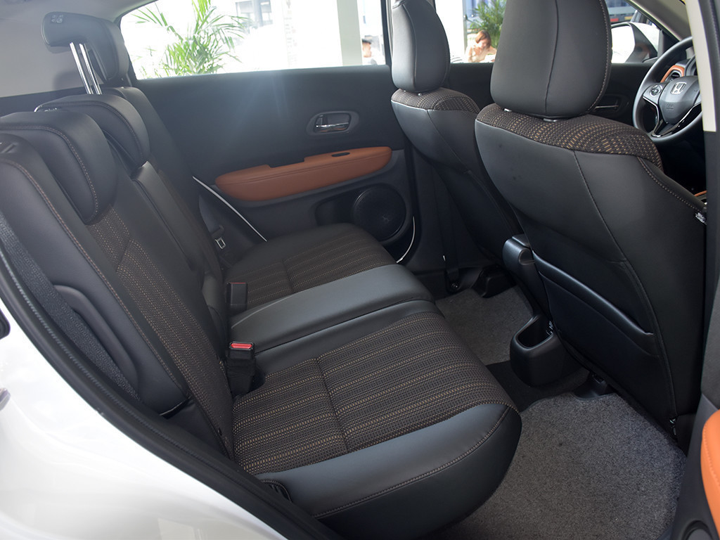 缤智2017款 1.8L CVT两驱先锋型