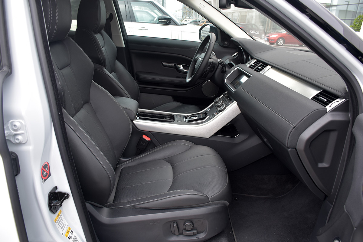 汽车图库 路虎 奇瑞捷豹路虎 揽胜极光(46/184) 内饰 2017款 2.