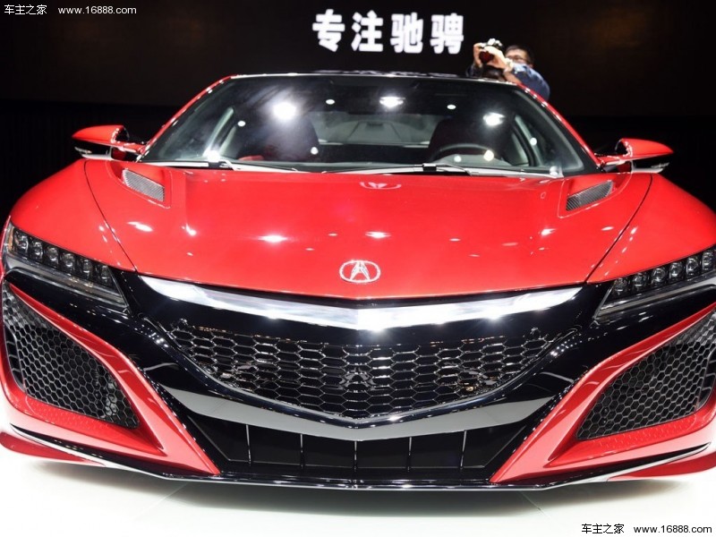 讴歌NSX