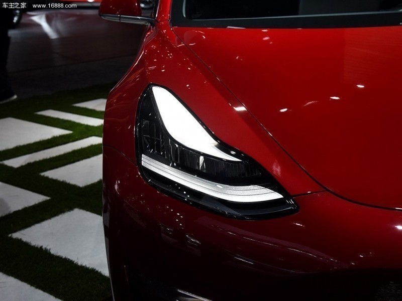 Model 3(进口)自动基本型