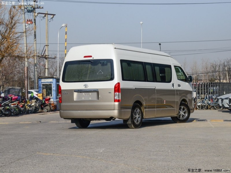 海狮中东版2015款 2.7L 两驱 汽油版 13座