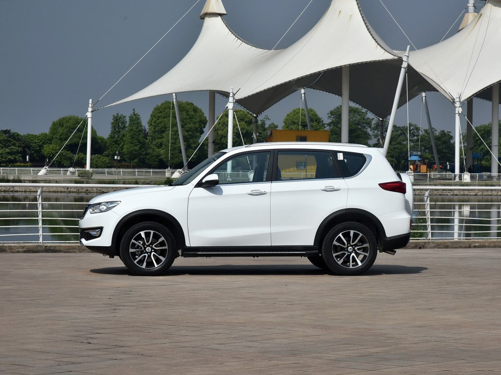 凯翼X32018款 1.6L CVT智尊版