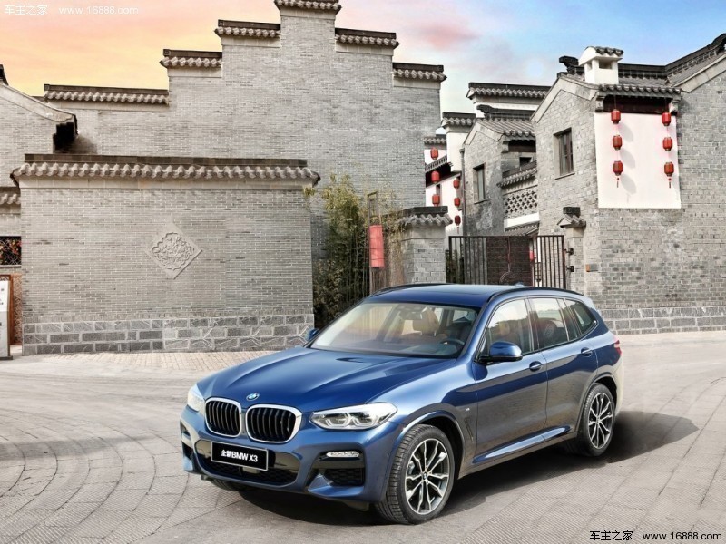 宝马X32018款 xDrive30i 尊享型 M运动套装