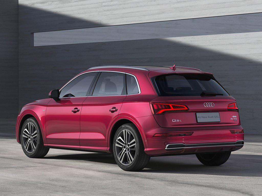 奥迪Q5L2018款 45 TFSI Sport plus