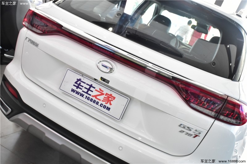 传祺GS52019款 270T 自动尊享版
