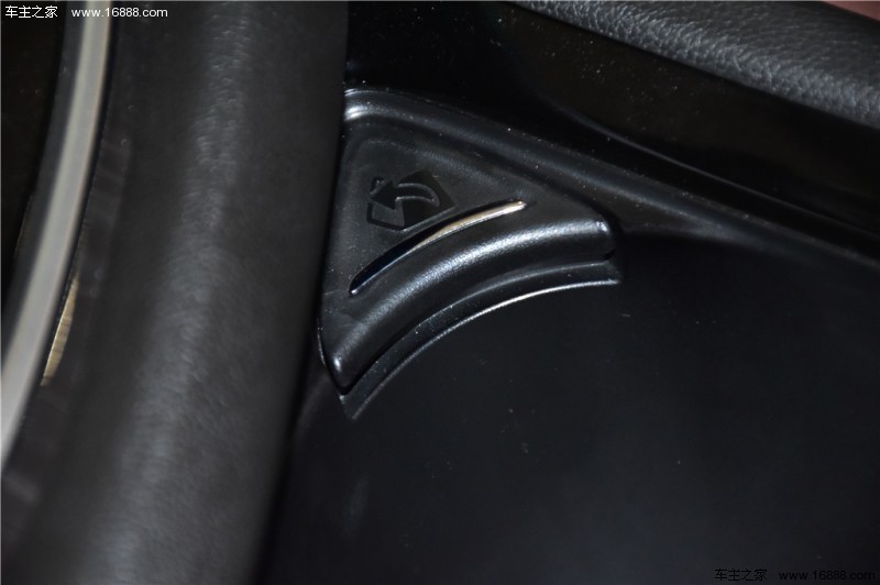 别克GL62019款 18T 6座互联尊贵型 国V