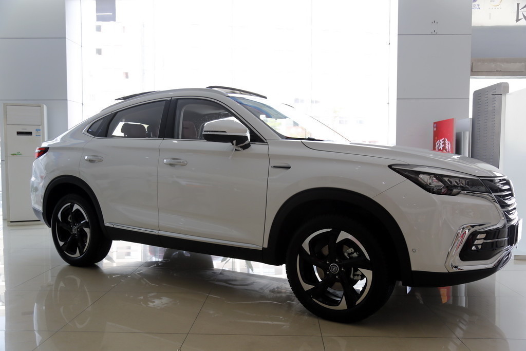 长安CS85 COUPE2019款