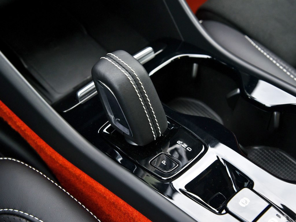 沃尔沃XC402020款
