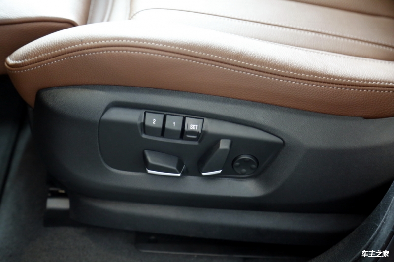 宝马X62019款 xDrive28i M运动套装