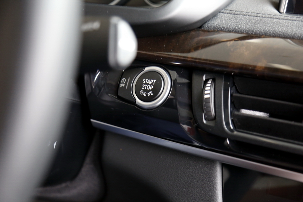 宝马X62019款 xDrive28i M运动套装