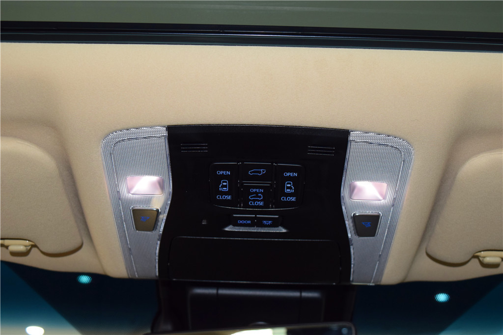 威尔法2019款 2.5L HV豪华版