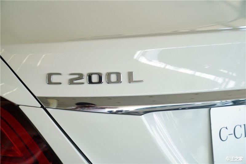 奔驰C级 2020款 C 200 L 动感型运动版