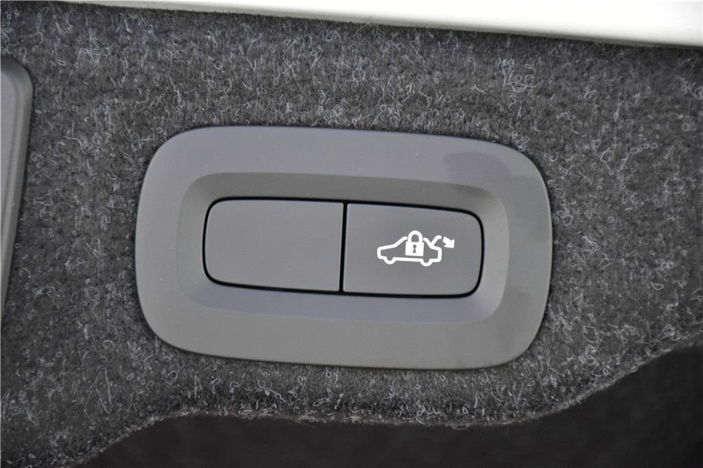沃尔沃S60 2020款 T5 智雅运动版