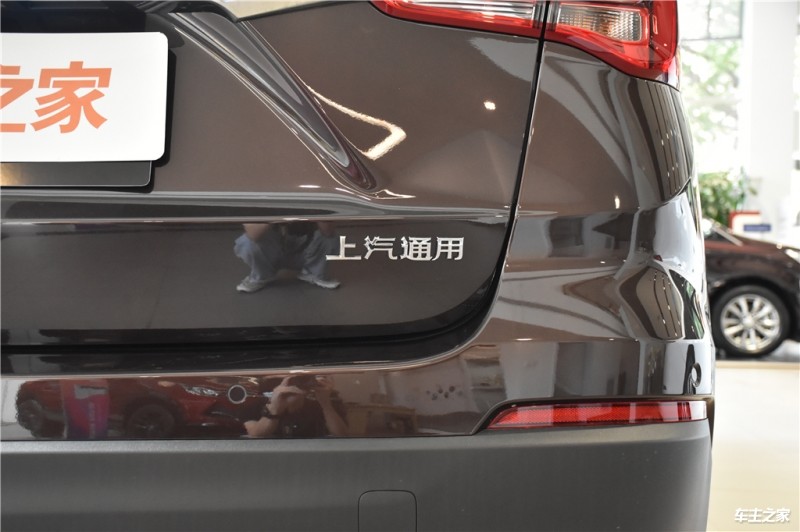 昂科威Plus 2020款 20T 两驱豪华型