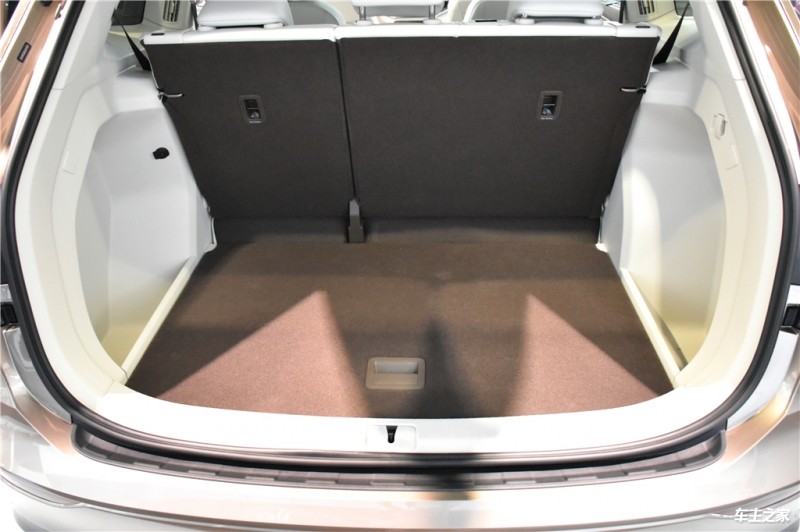 威然 2020款 380TSI 尊贵版