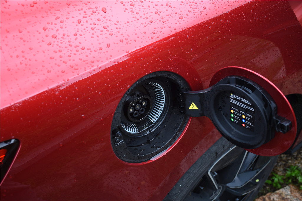 汉 2020款 EV 四驱高性能版旗舰型