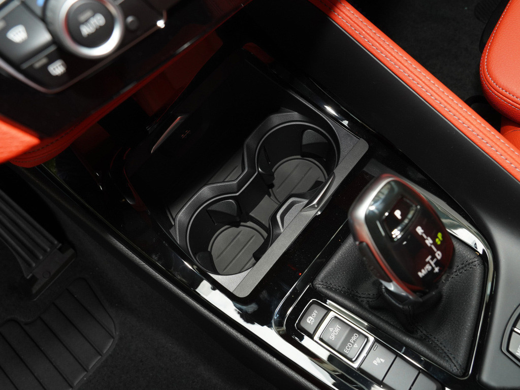 宝马X2 2021款 sDrive25i 领先型M越野套装