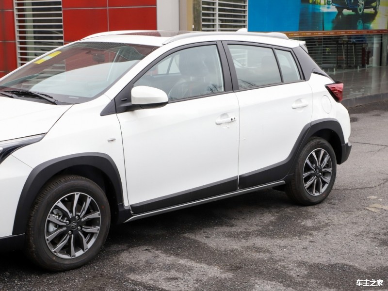 YARiS L 致炫 2021款 致炫X 1.5L CVT尊贵版