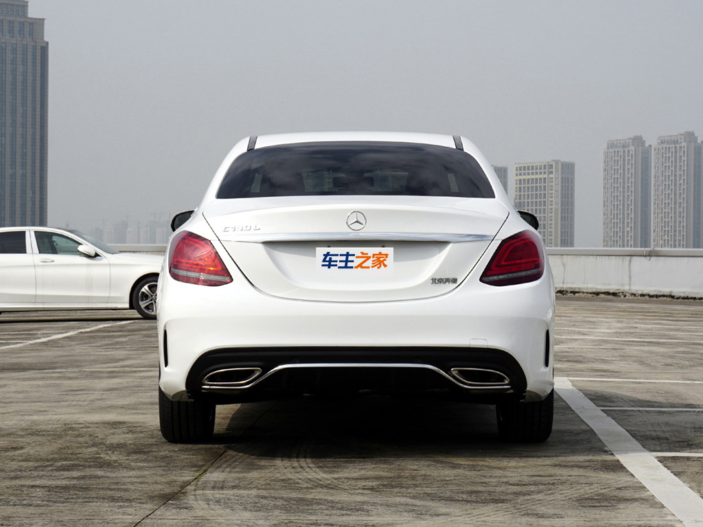 奔驰C级2019款 C 180 L 动感型运动版