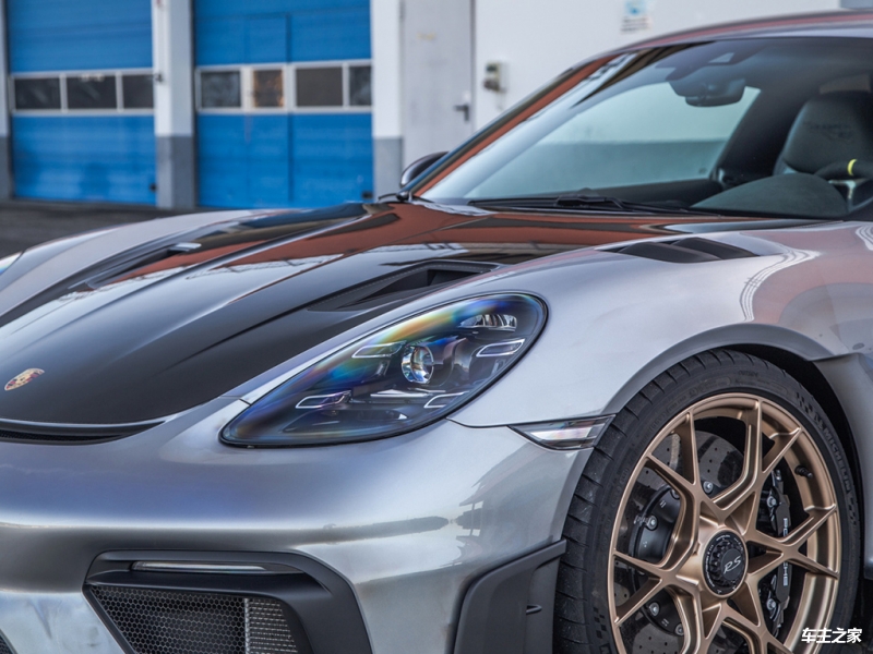 保时捷7182022款 Cayman GT4 RS 4.0L