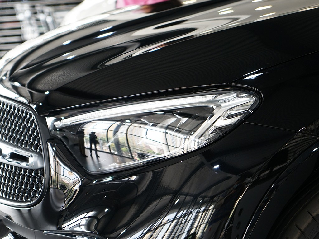 奔驰GLC 2023款 GLC 300 L 4MATIC 动感型 7座